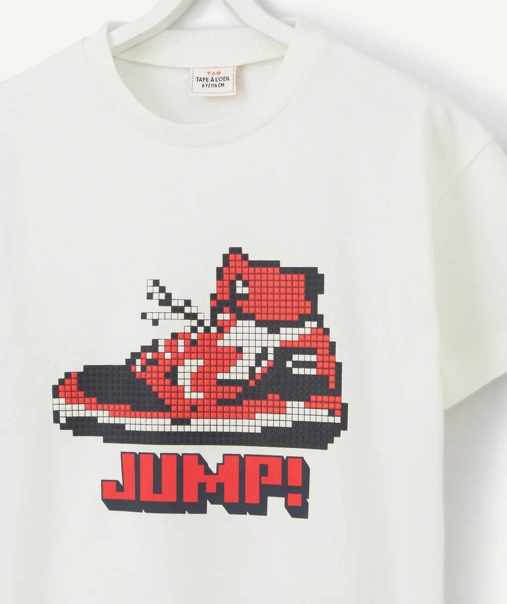 T-SHIRT GARÇON EN FIBRES RECYCLÉES BLANC AVEC BASKET
