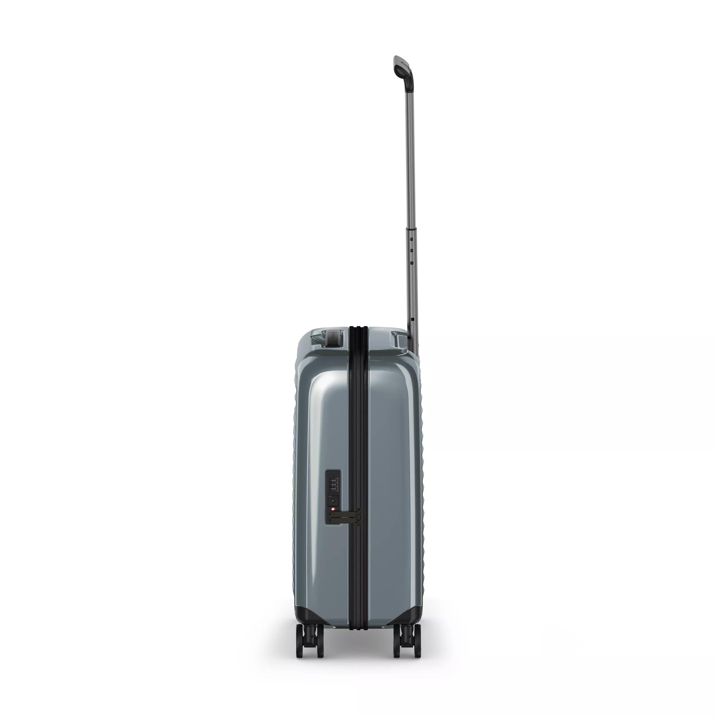 Airox Frequent Flyer Hardside Carry-On-Silber