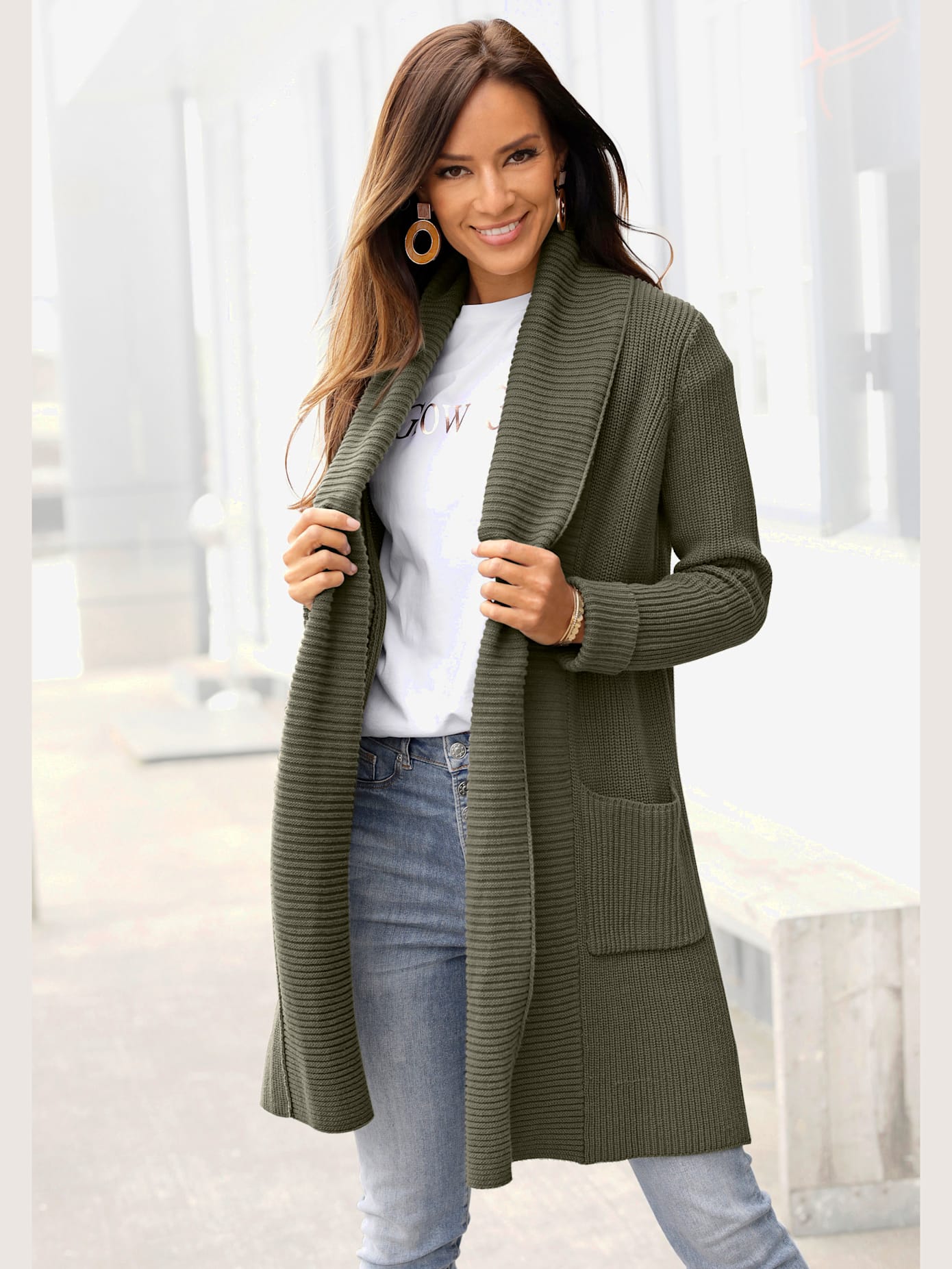 Longue veste en tricot en grosses mailles
