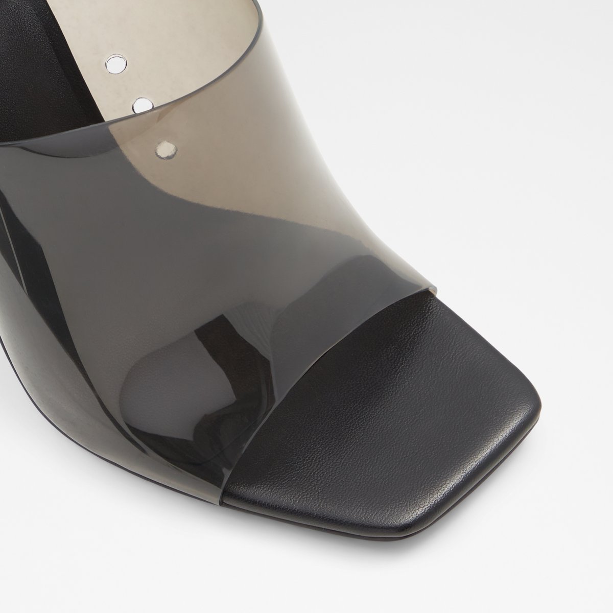 Ybendaviel Black Women Heeled sandals