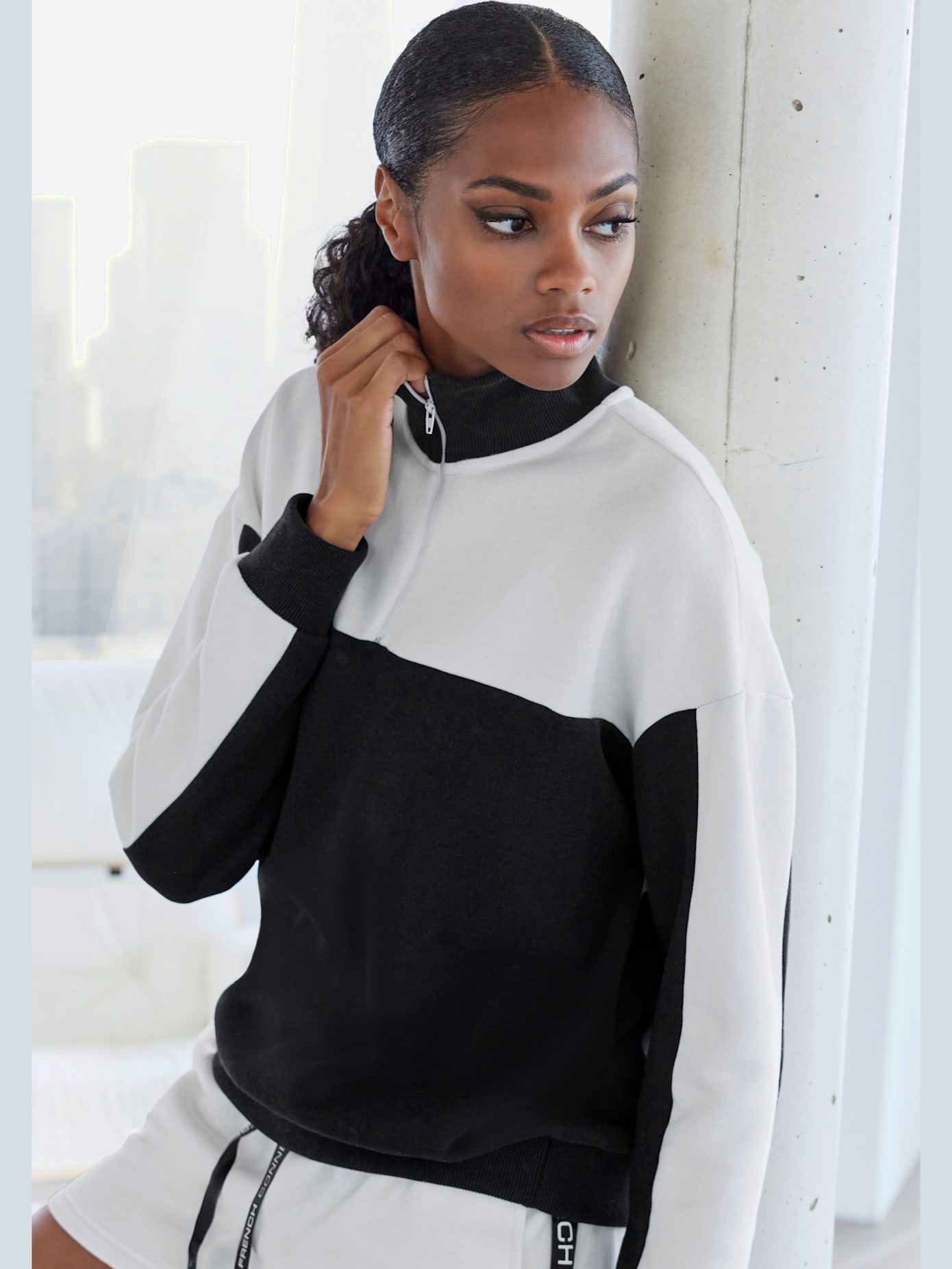 Sweat-shirt pull camionneur avec col montant