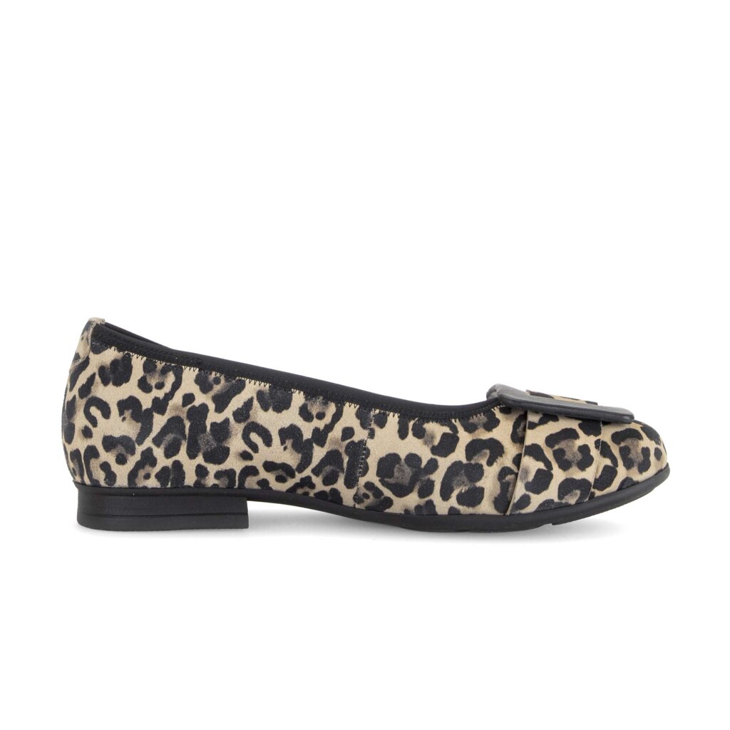 Elegante ballerina beige