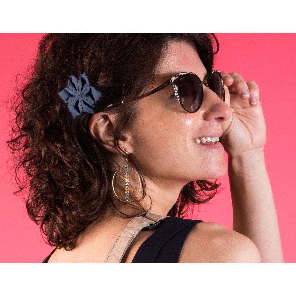 Barrette Fleur Étoile 4 Broderie Anglaise Marine