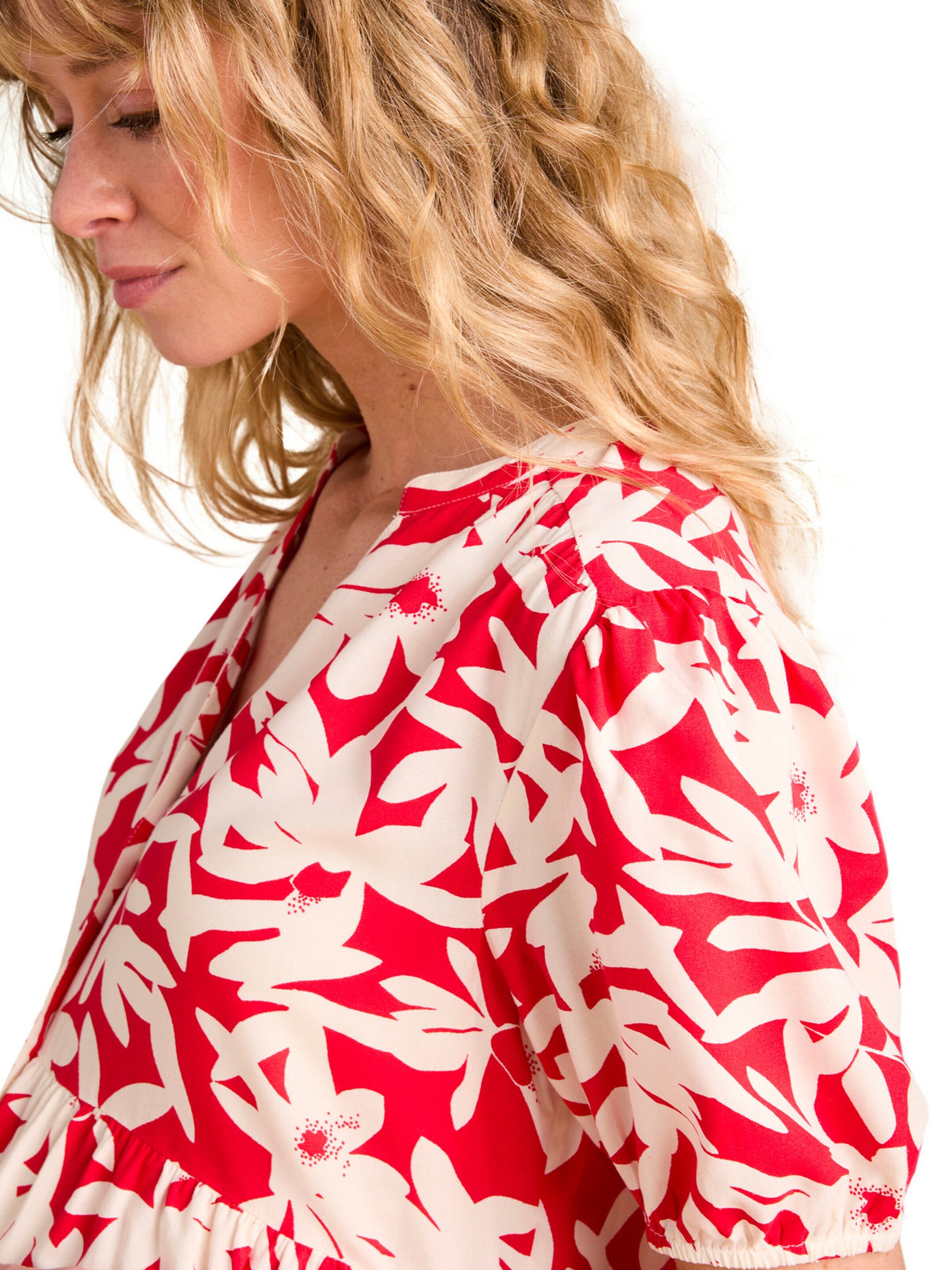Envie de Fraise Kurzes Kleid für Schwangerschaft und Stillzeit mit Blätterprint rot