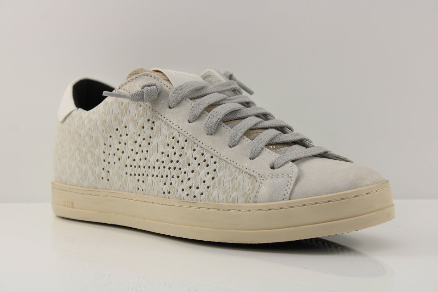 P448 Sneaker