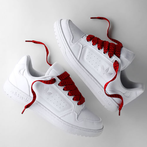 Baskets NY 90 Cloud White Core Black x Superlaced Gros Lacet Rouge