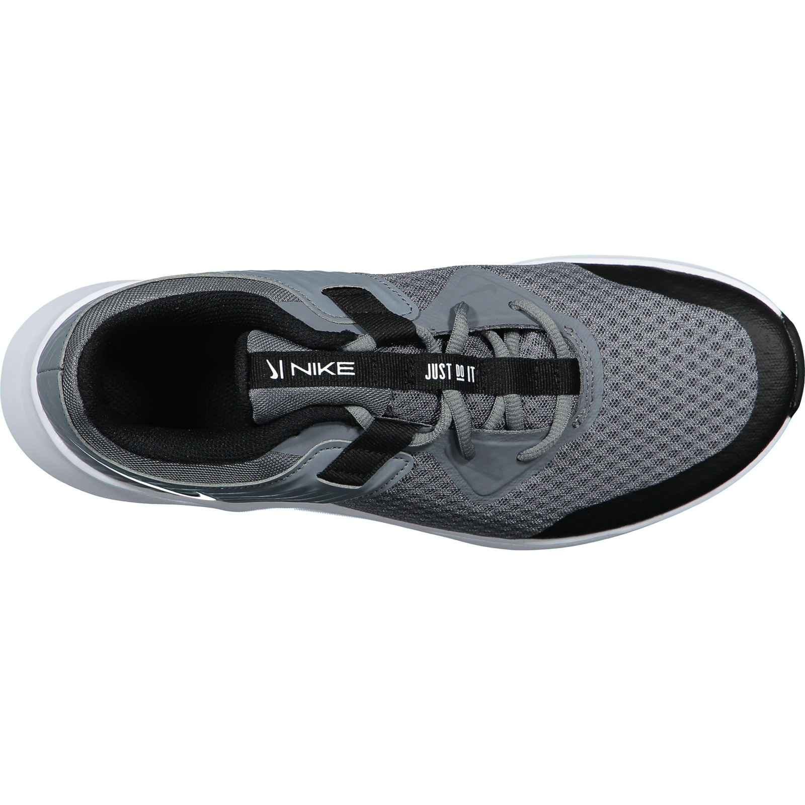 Nike MC Trainer Hr., 46, grau
