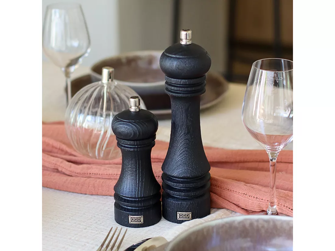 Ogo Living - Moulin A Poivre Recycle 15cm En Bois De Hetre Noir