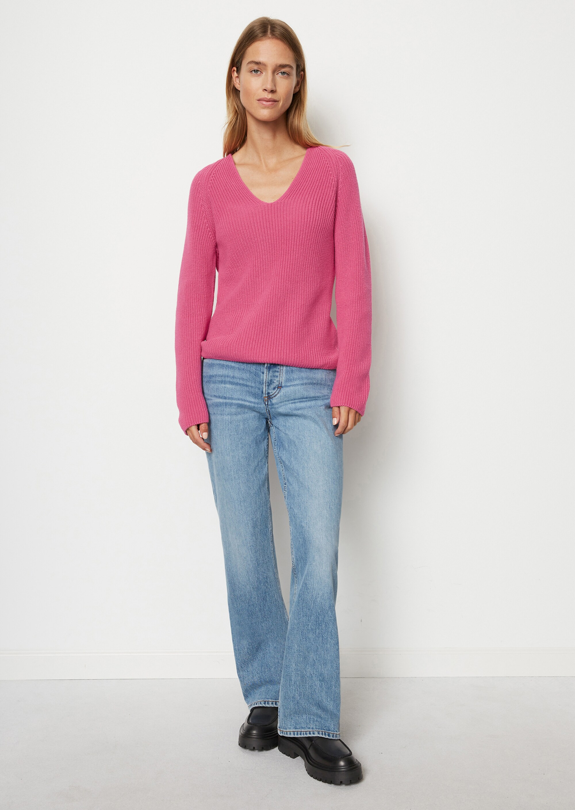 V-Neck-Strickpullover regularaus softem Baumwoll-Garn
