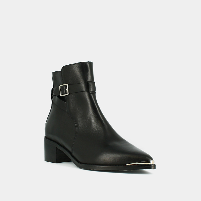 Boots à bouts pointus  en cuir noir