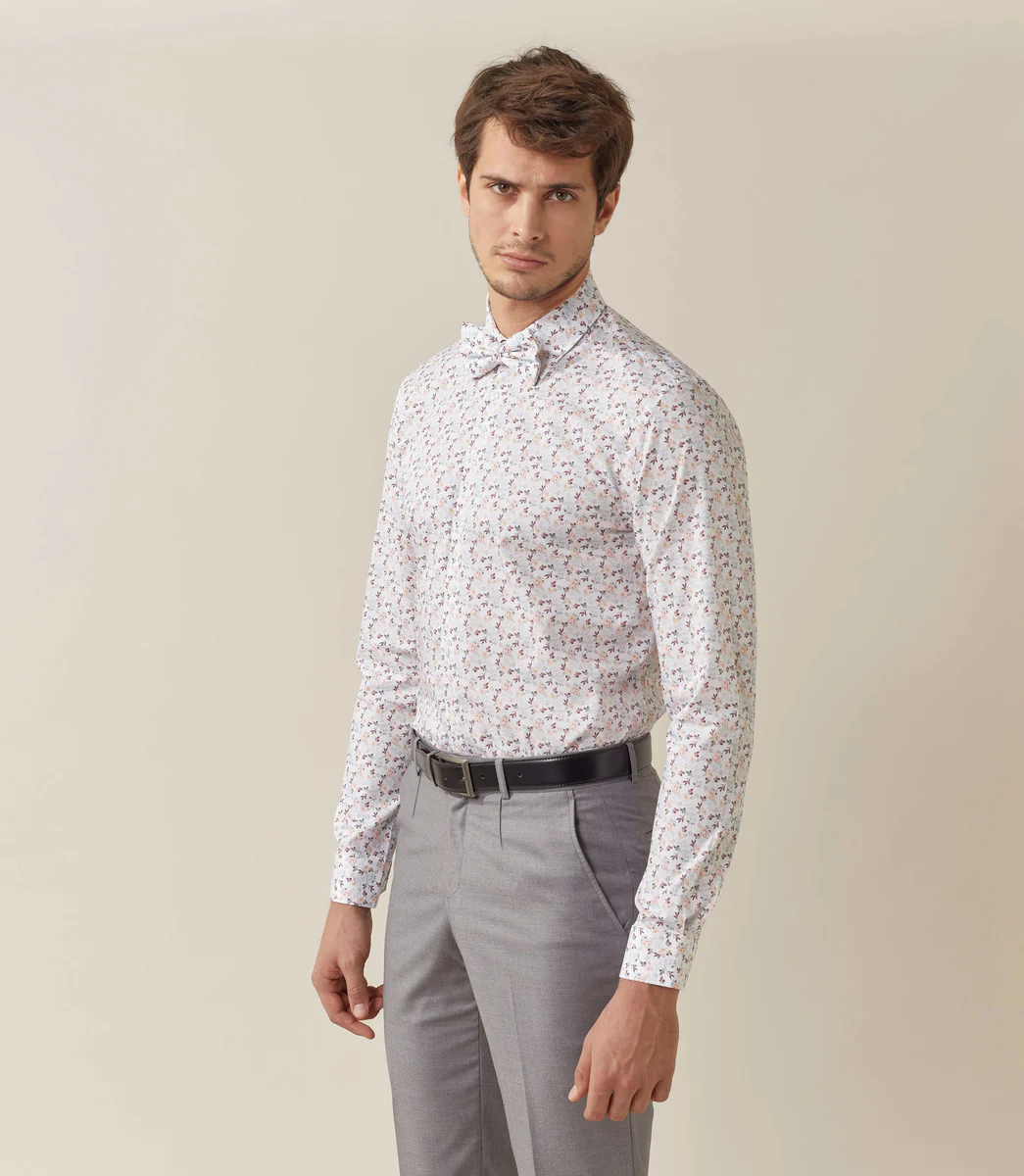 Chemise à imprimé floral blanc 