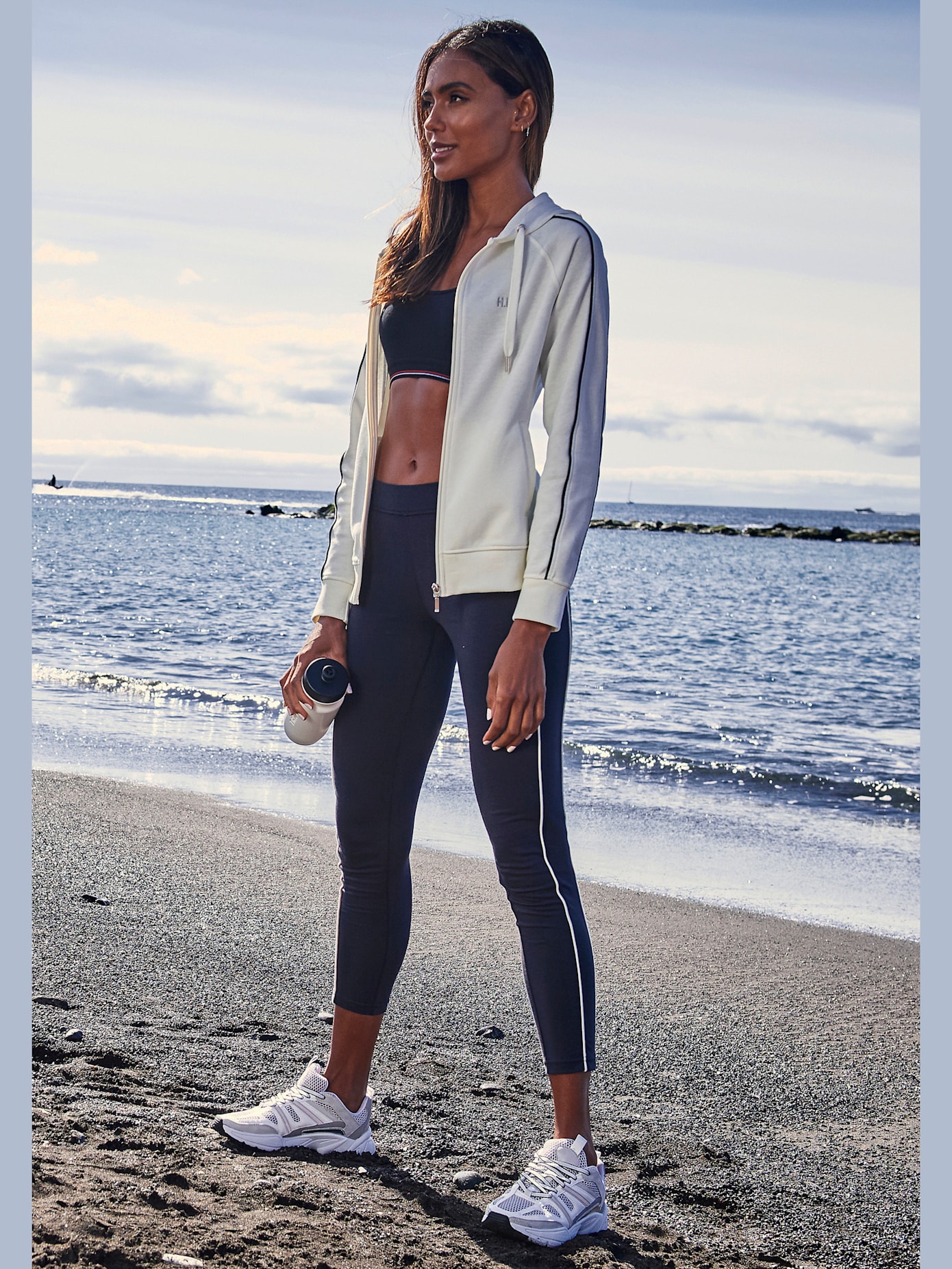 Veste sweat à capuche