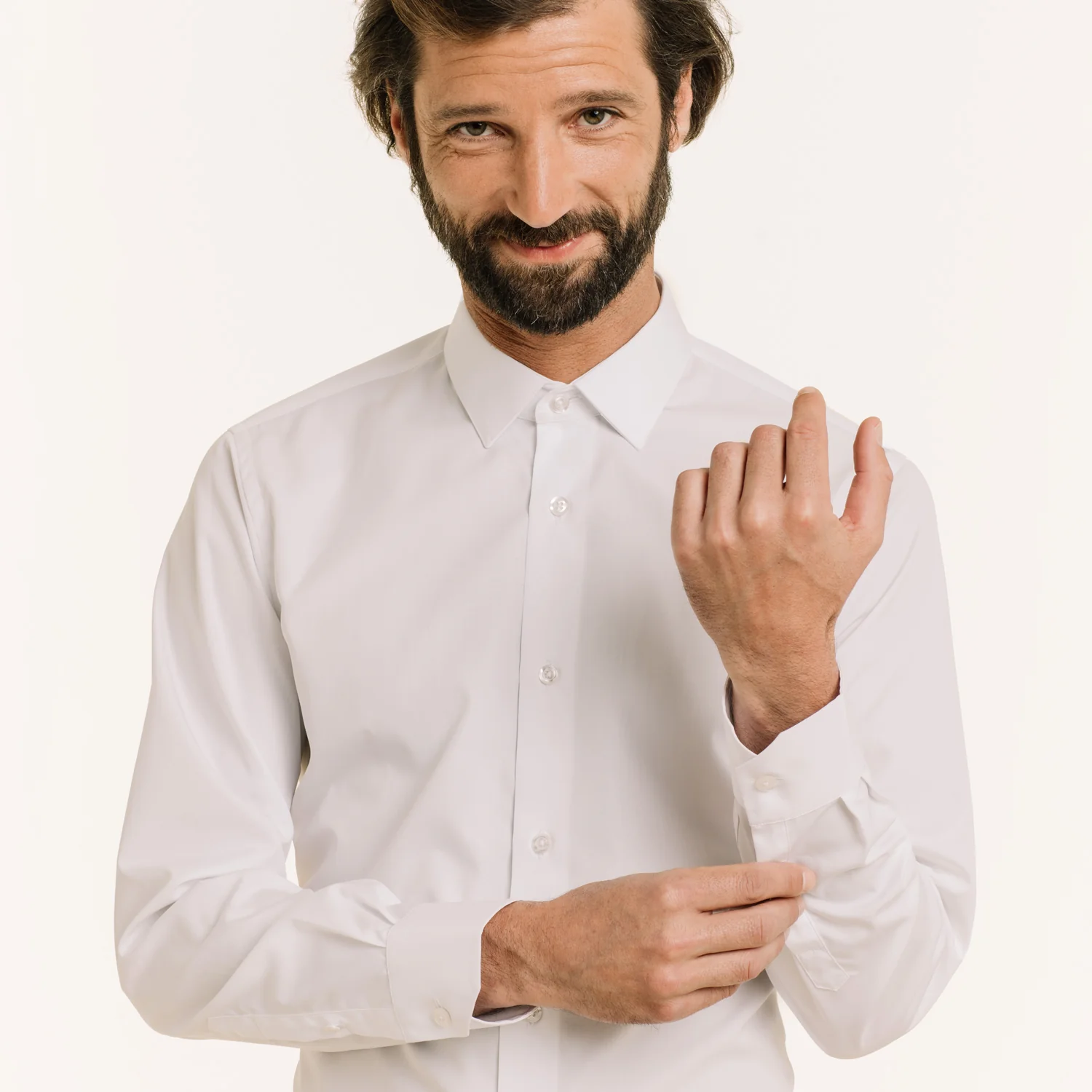 Fitted shirt in white double-twisted poplin