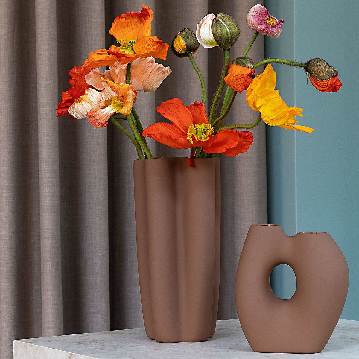 Tulipa vase, 30 cm, hazelnut