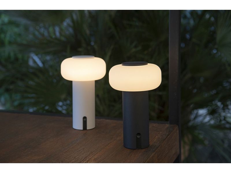 STT Tischleuchte Motion Lamp Schwarz Portable, multifunktionale Leuchte