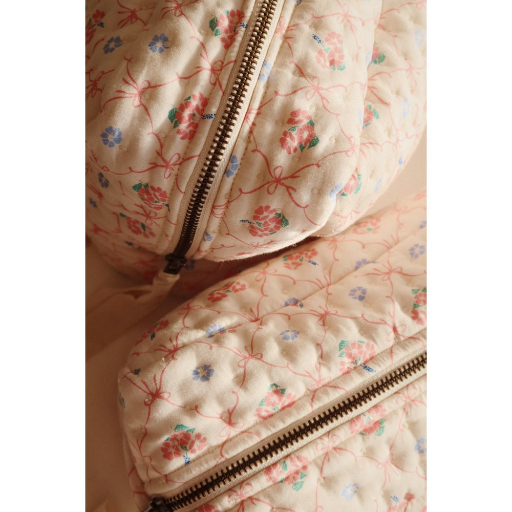 Køb Konges Sløjd Fleur Decor Small Quilted Toilettaske
