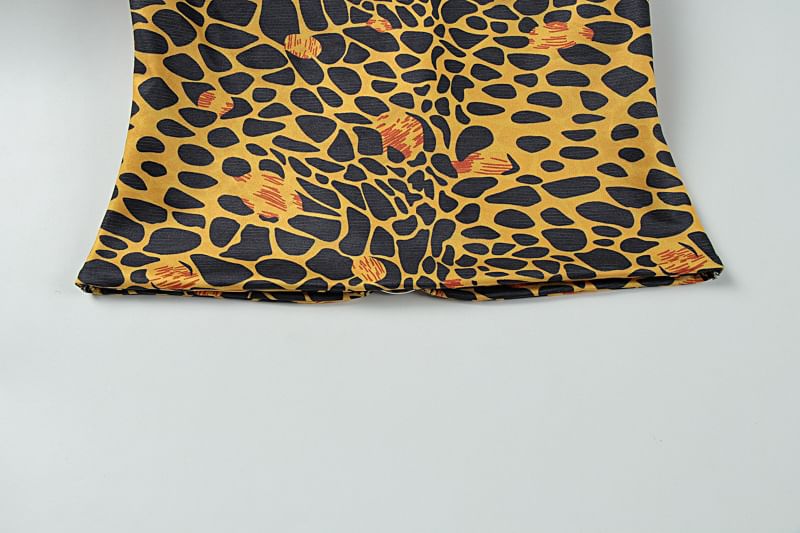 SugaSaurus - Top met imitatieparelbandjes, luipaardprint en uitsparingen op de rug