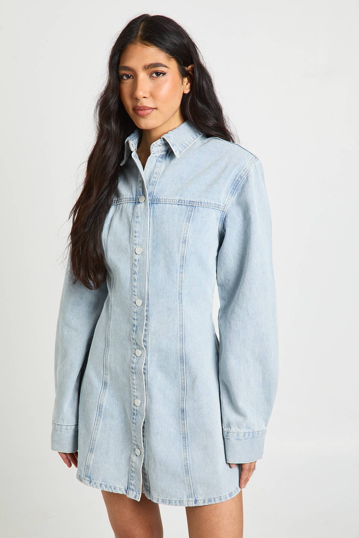 boohoo Robe En Jean Taille Cintrée À Manches Longues Tall