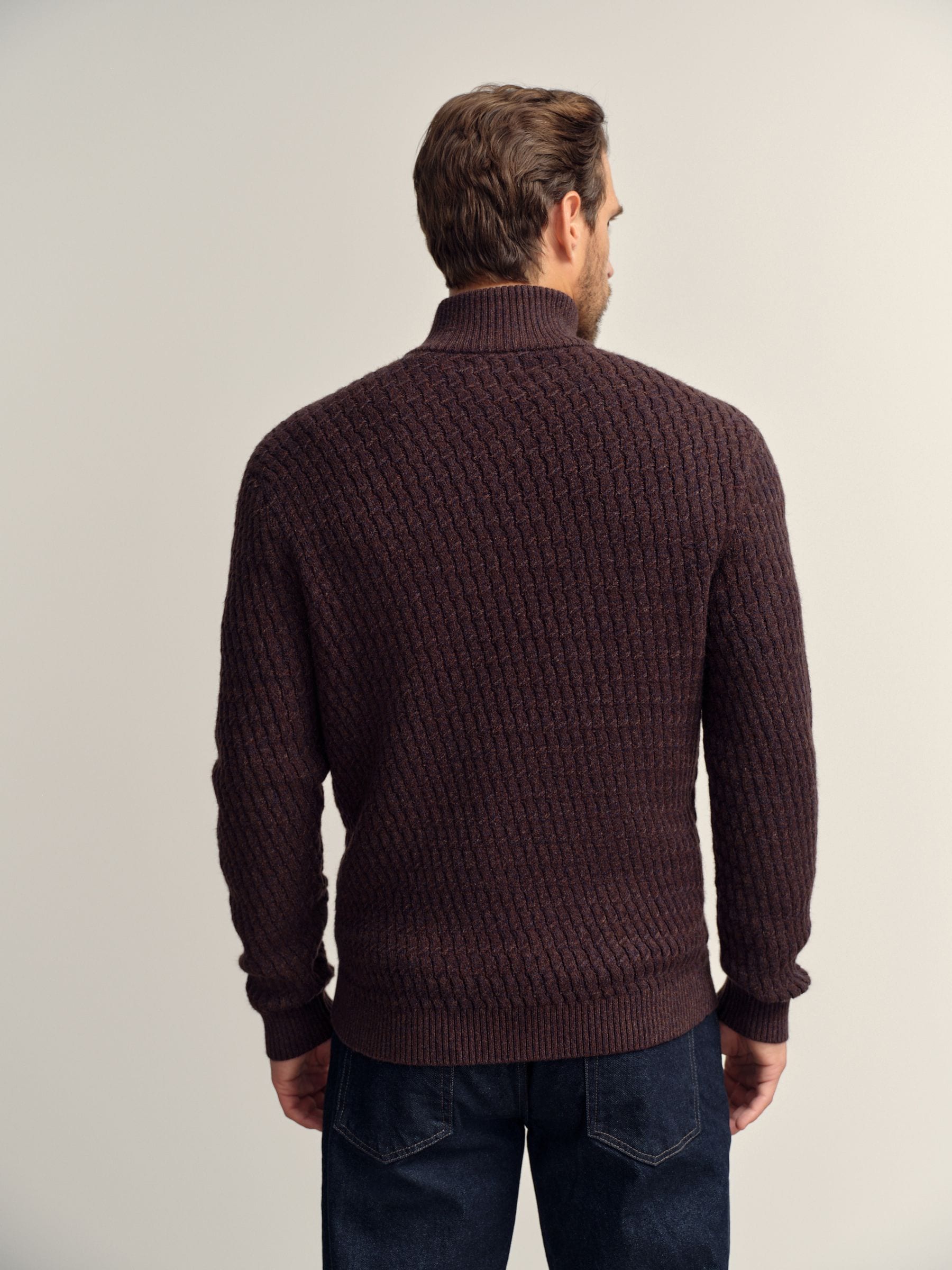 Bruin - Regular Fit getextureerde trui met kwartrits