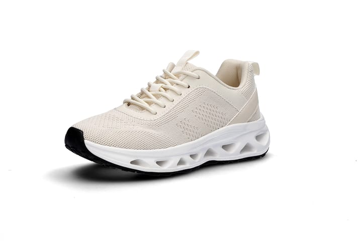 Sporty sneakers på trendy såle