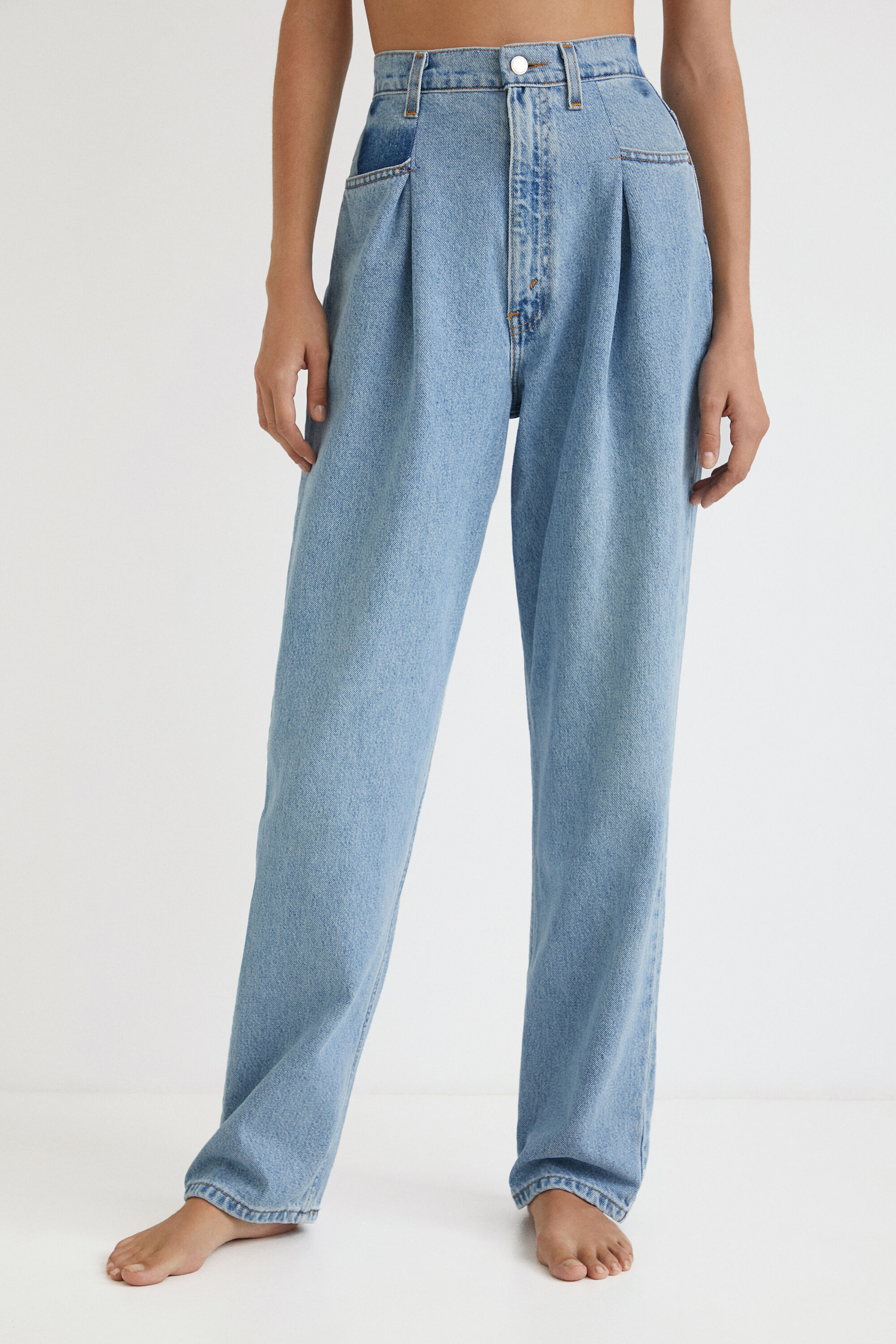 Jean loose à pinces upcyclé