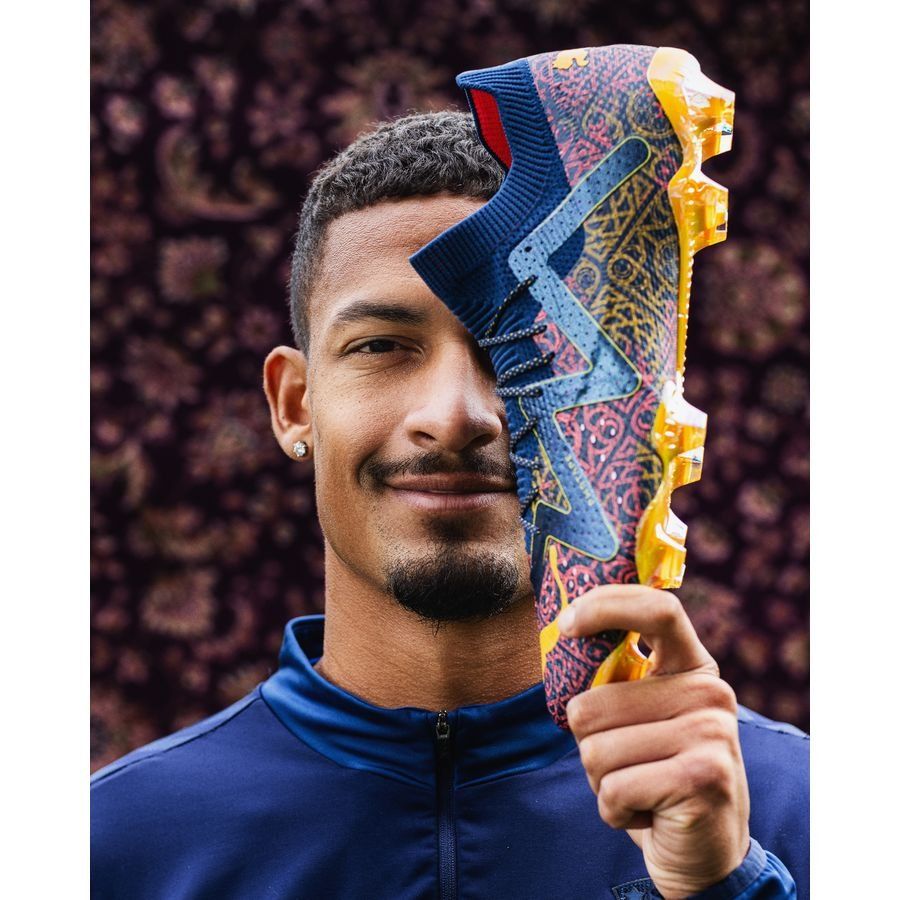 PUMA X Unisport Future Ultimate FG/AG Dream Factory - Persian Blue/Tangerine/Fire Orchid ÉDITION LIMITÉE