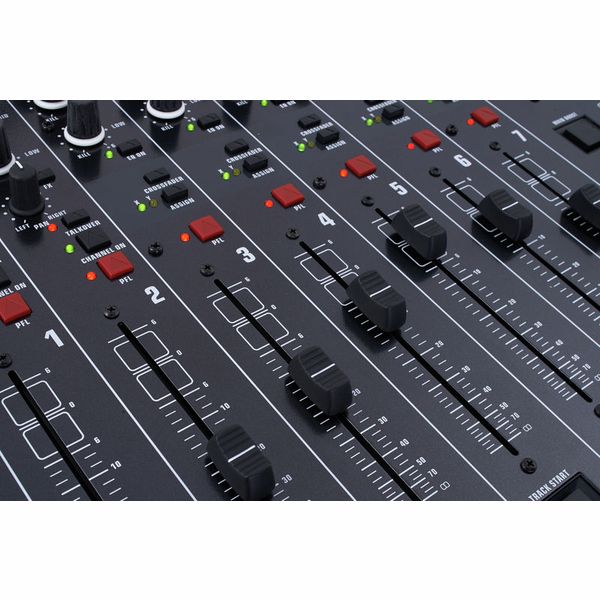 Behringer DX 2000 USB