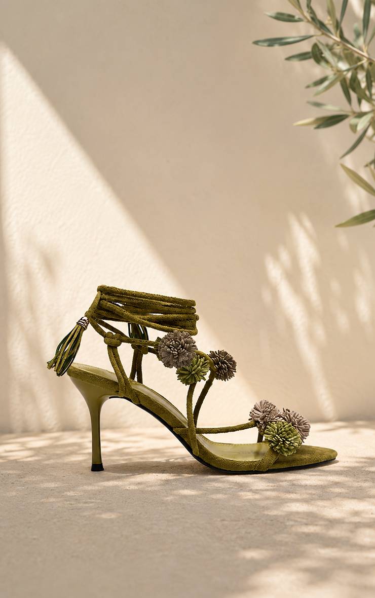 Vert Olive Sandales À Talons En Synthétique Avec Pompons Et Lacets