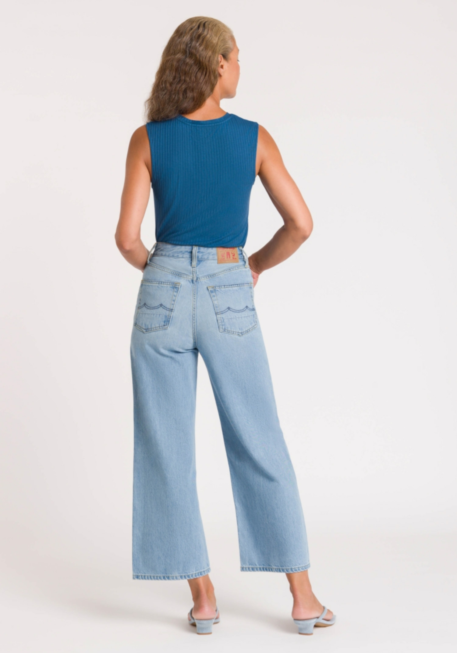 Kings Of Indigo Jeans Elisabeth Cropped Blue Reef Super Light Used