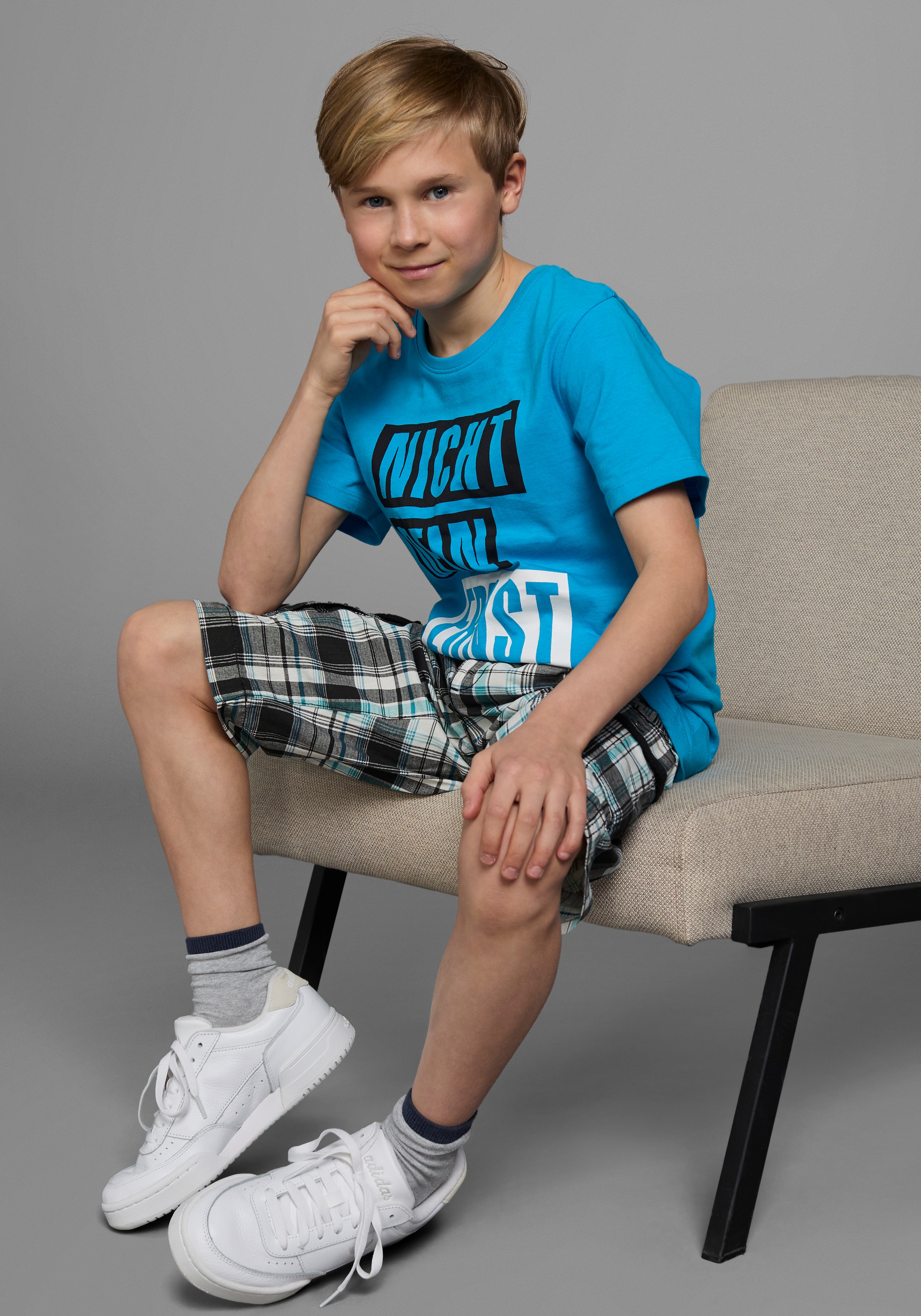 KIDSWORLD Shorts »2tlg. Bermudas mit Gürtel, Karierte Cargo-Bermudas«  mit Textilgürtel