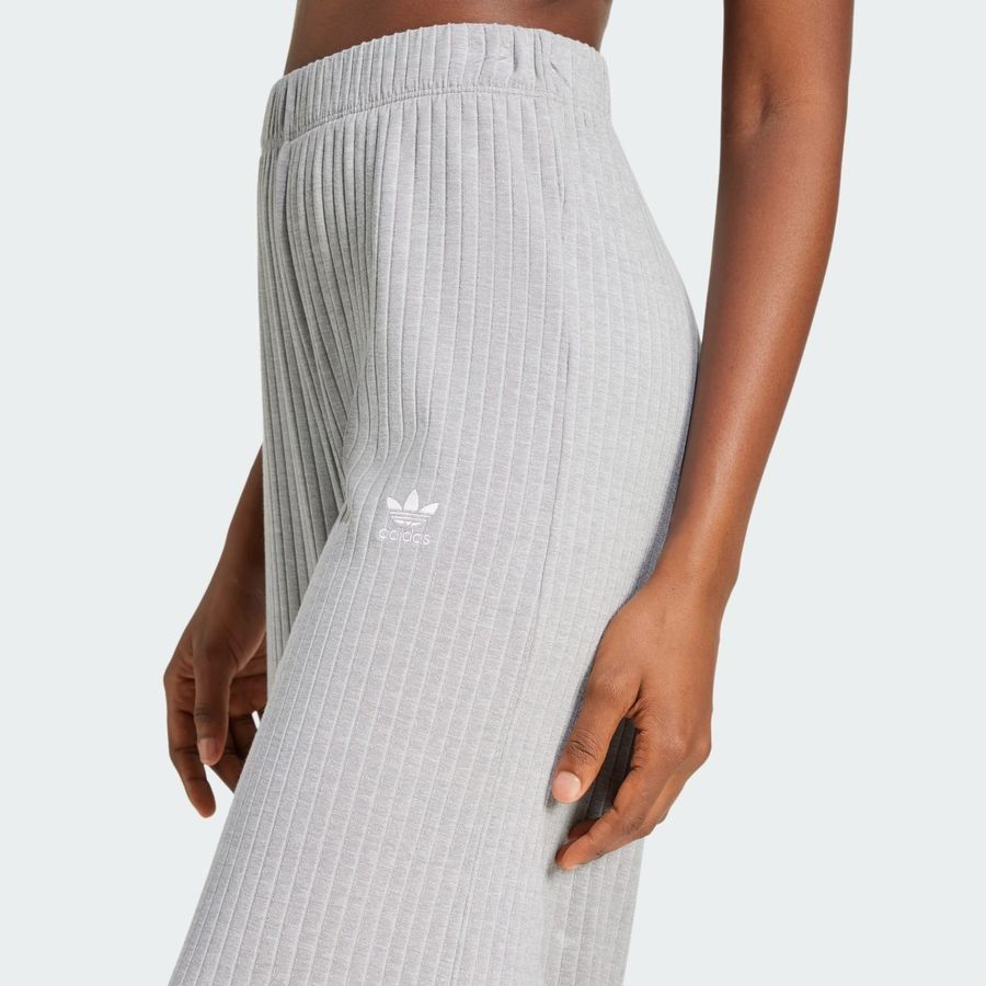 Adidas Original Pantalon large côtelé Essentials