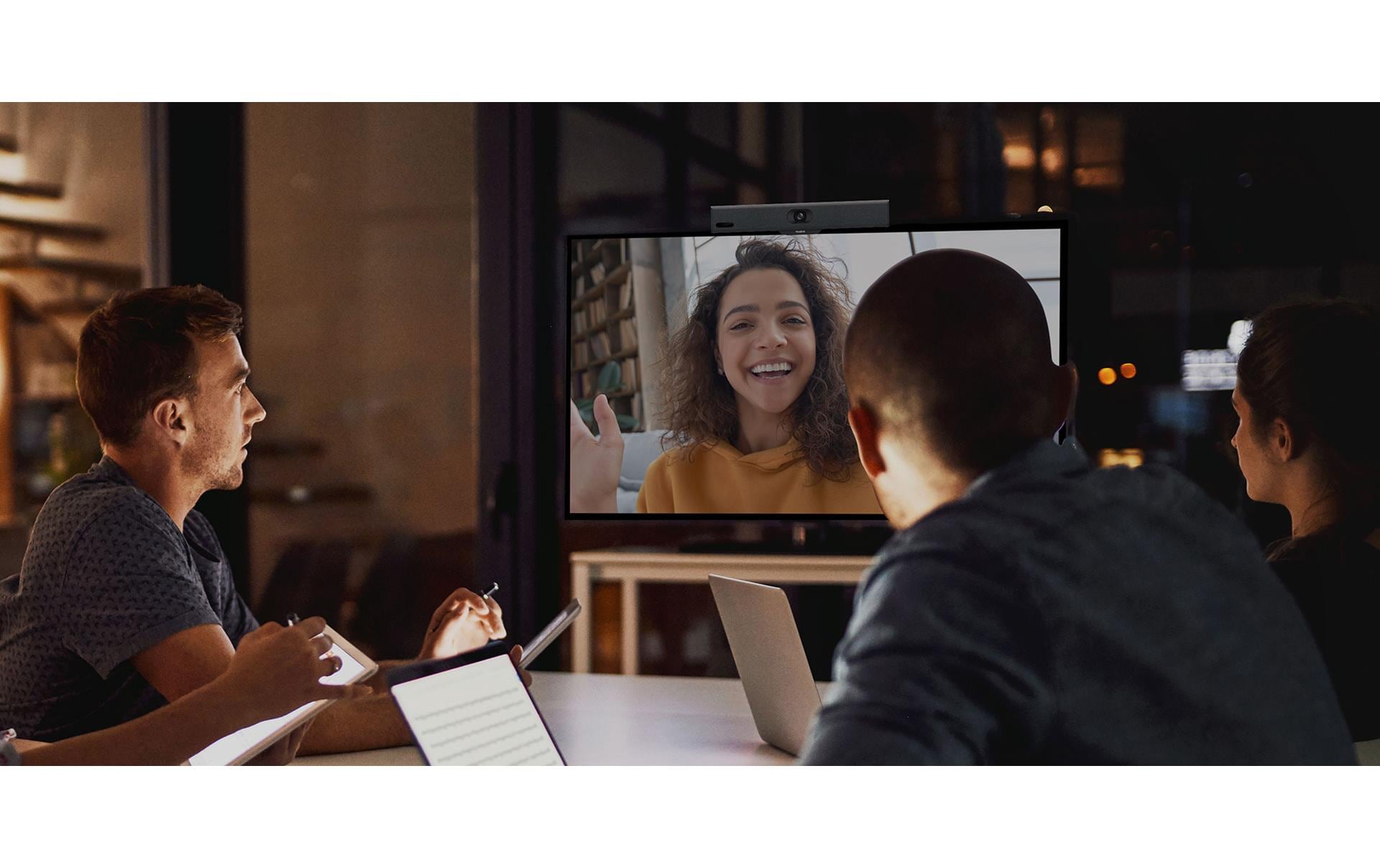 A10 MeetingBar MS Teams 4K/UHD<br>All-in-One Android Video Collaboration Bar für Home Office und kleine Räume