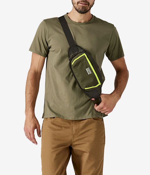 Patagonia Fieldsmith Tasche 5L (pine needle green)