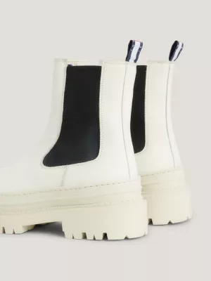 Botas Chelsea de couro com travas robustas