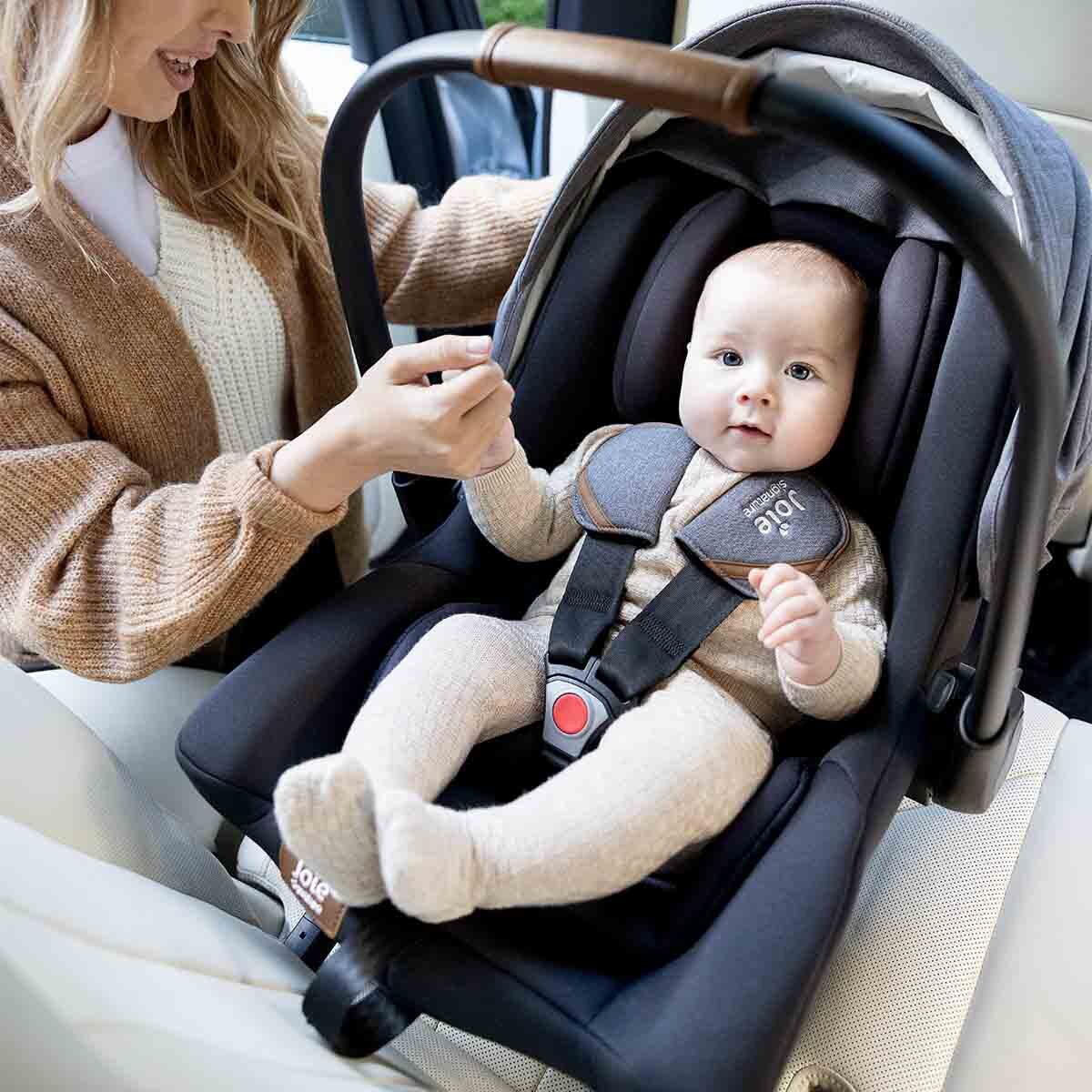 Joie Joie Signature Babyschale Sprint™/ R129 (40-75 cm)