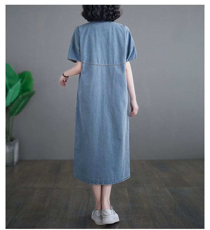 INEN - Maxi-jurk met korte mouwen en V-hals van gewassen denim