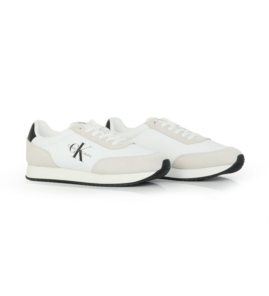 Tênis Calvin Klein Jeans Retro Runner e Macacão Branco Su-Ny