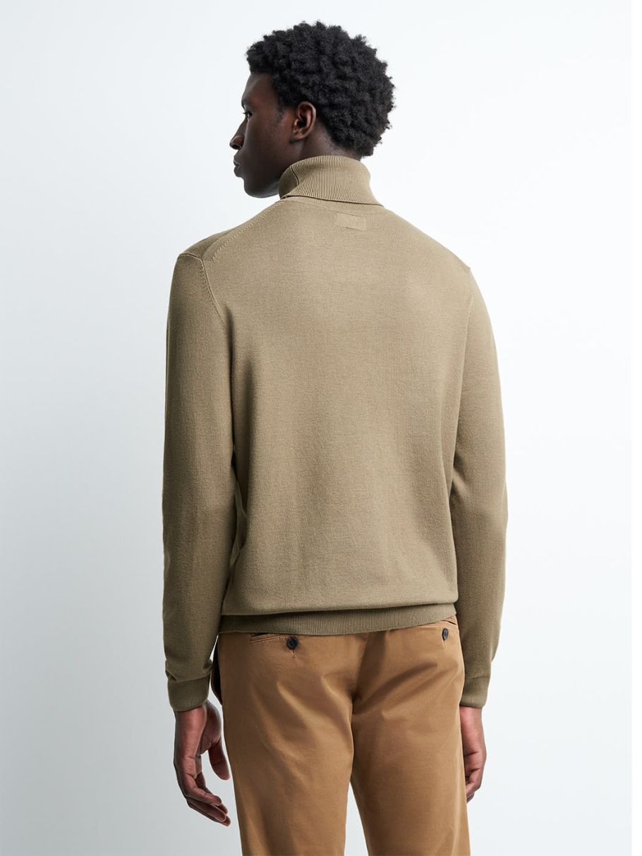 Pull col roulé en viscose certifiée