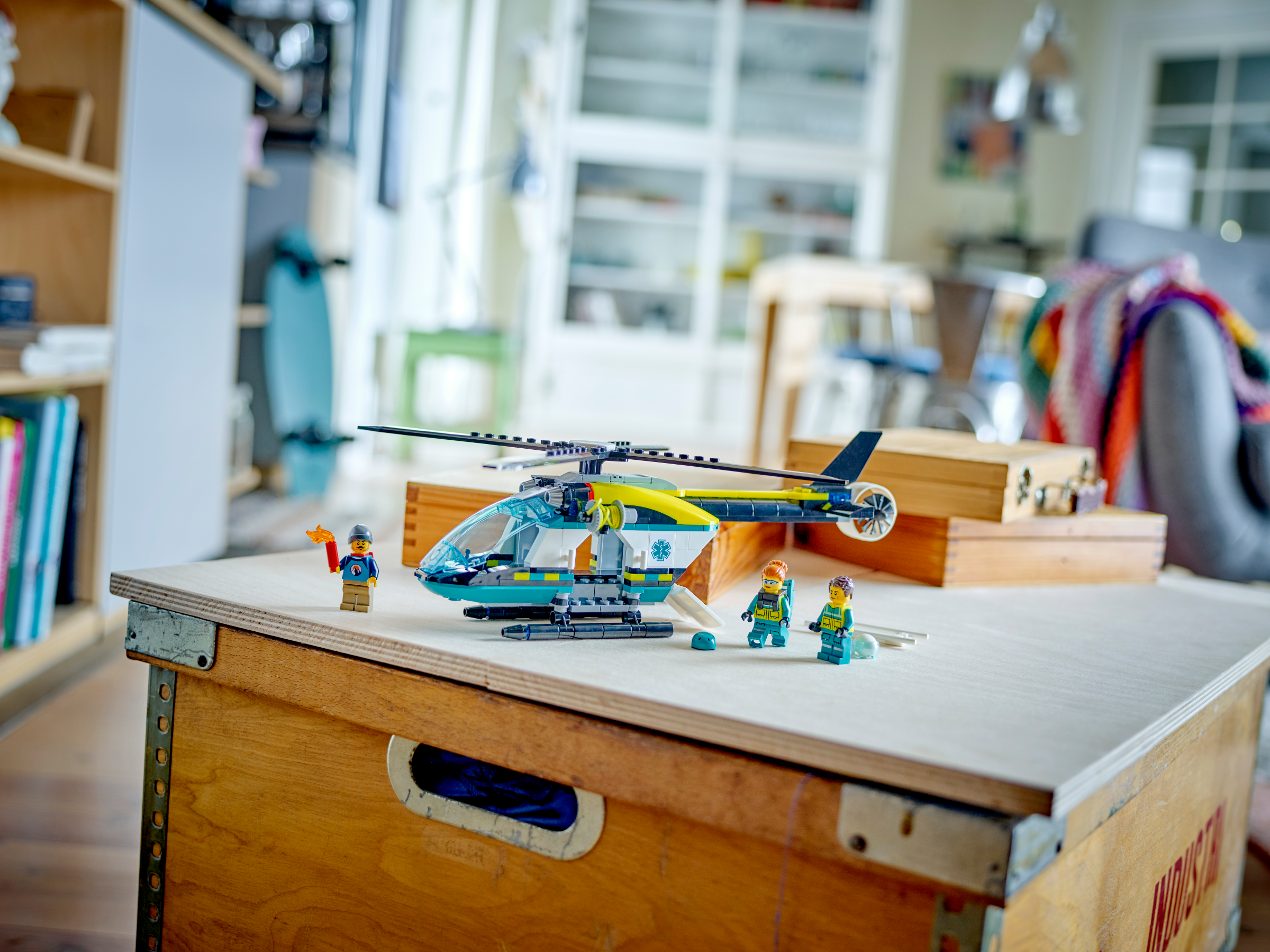 Helicóptero de emergência 60405