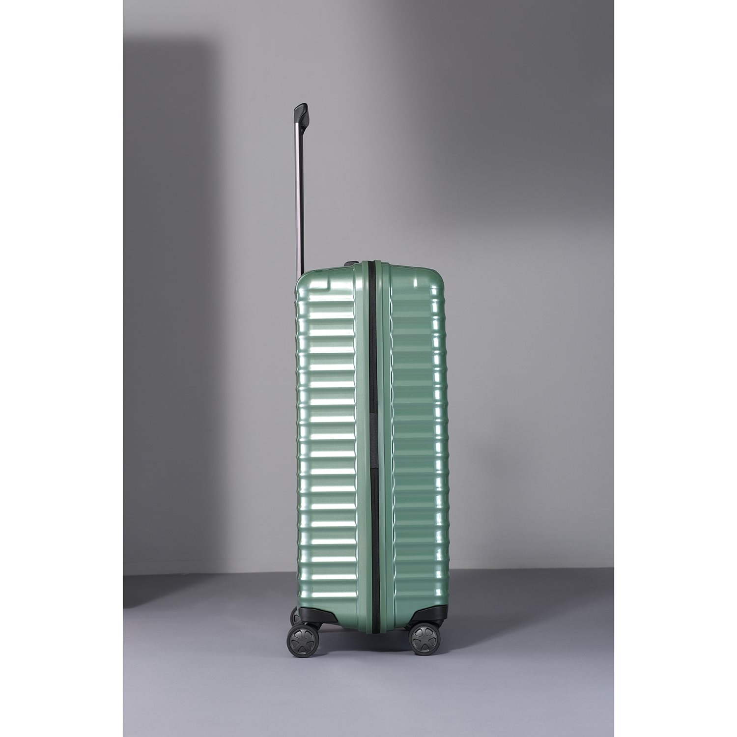 TITAN Litron 4 Wheel Trolley L grape green