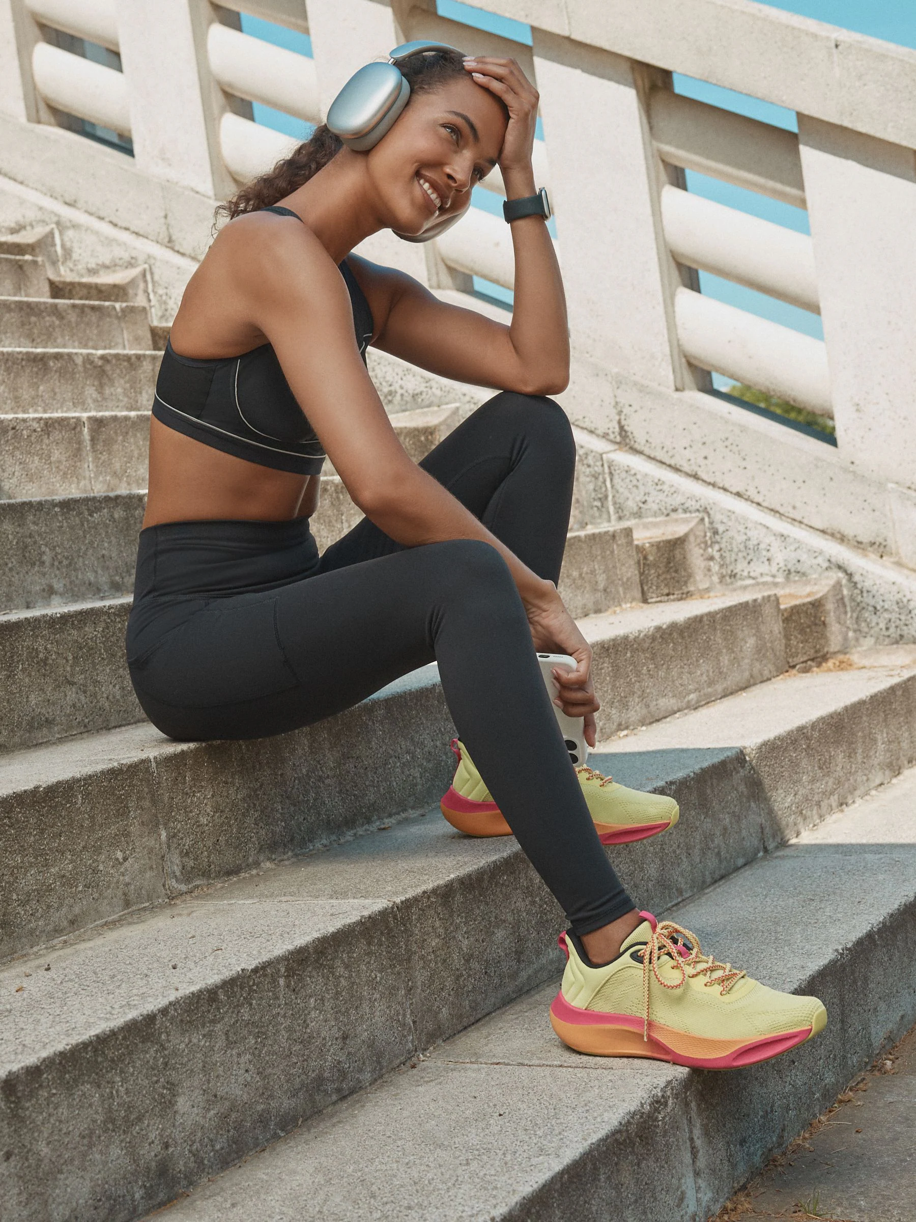 Black with Pocket - Active Sports Dry Tech Sculpting Leggings