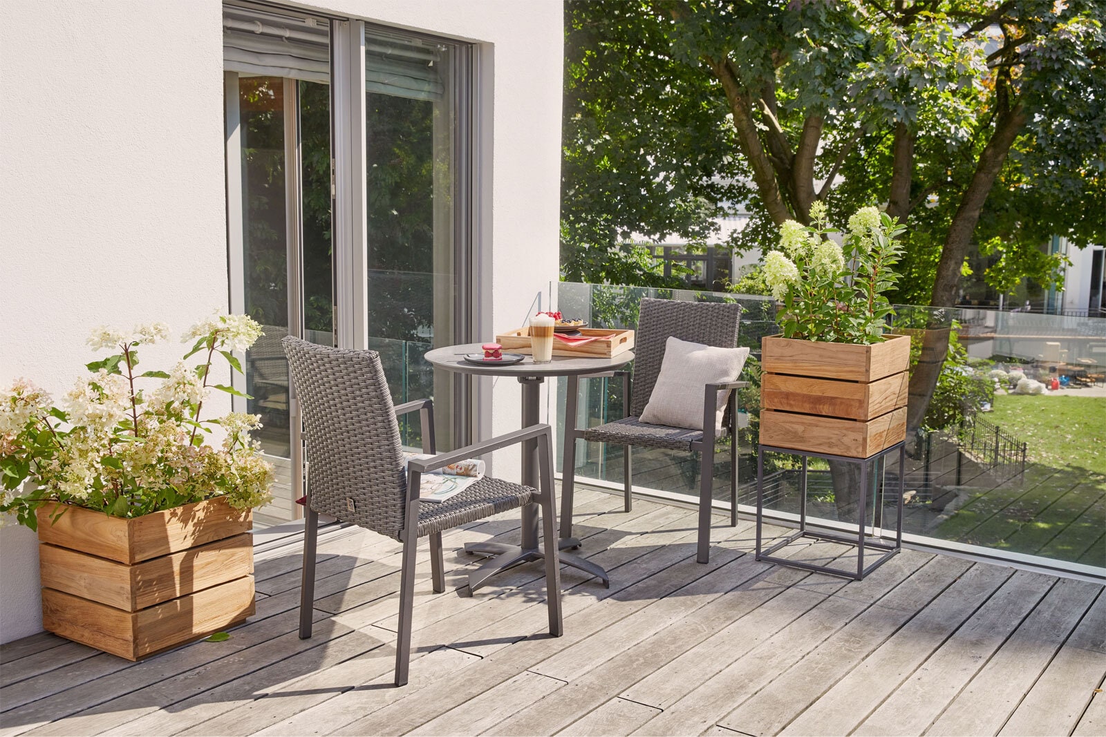 Garden FLAIR Stapelstuhl Garten LAURA omega grau