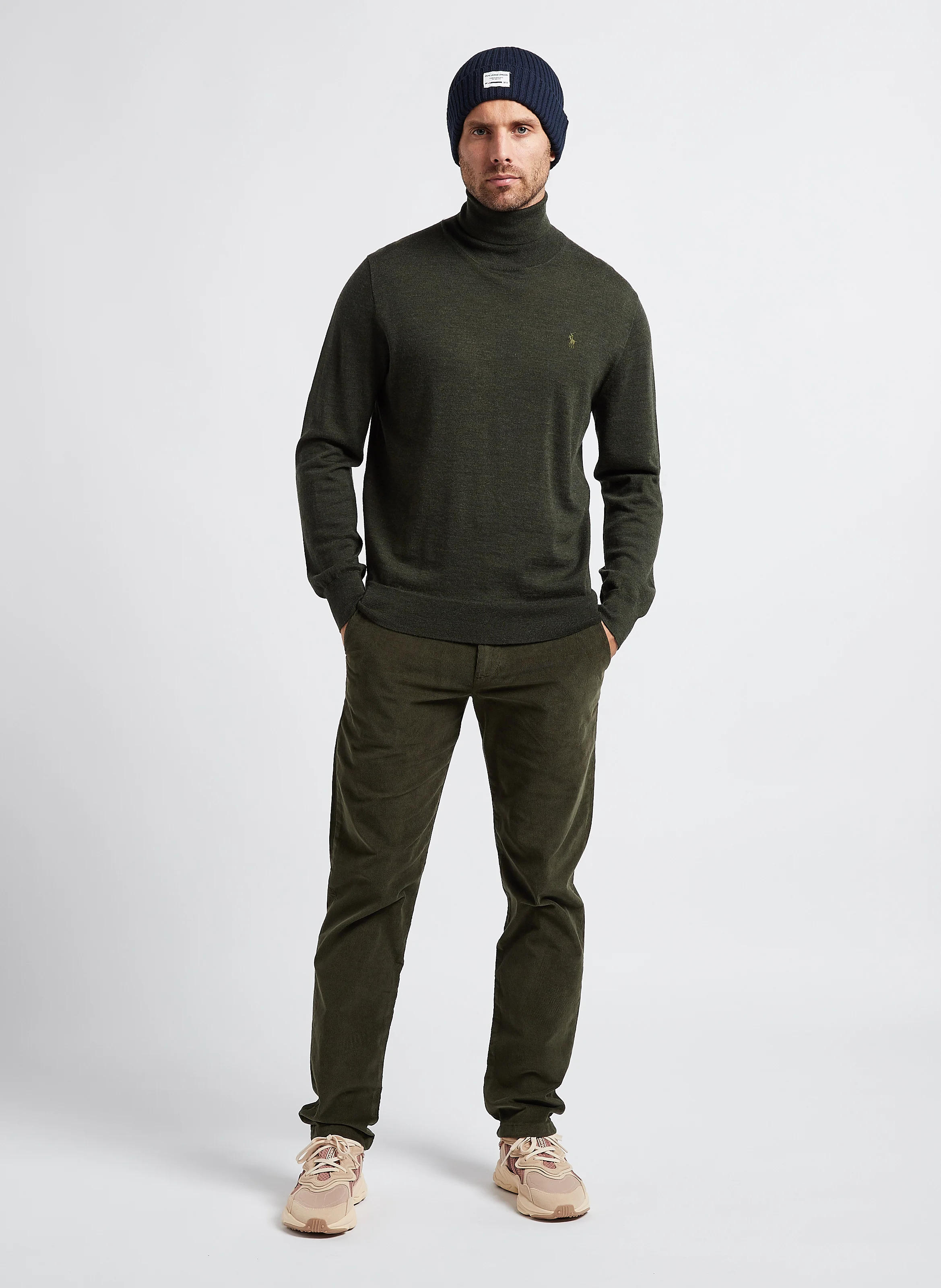 Pantalon droit en velours de coton bio mélangé | Vert