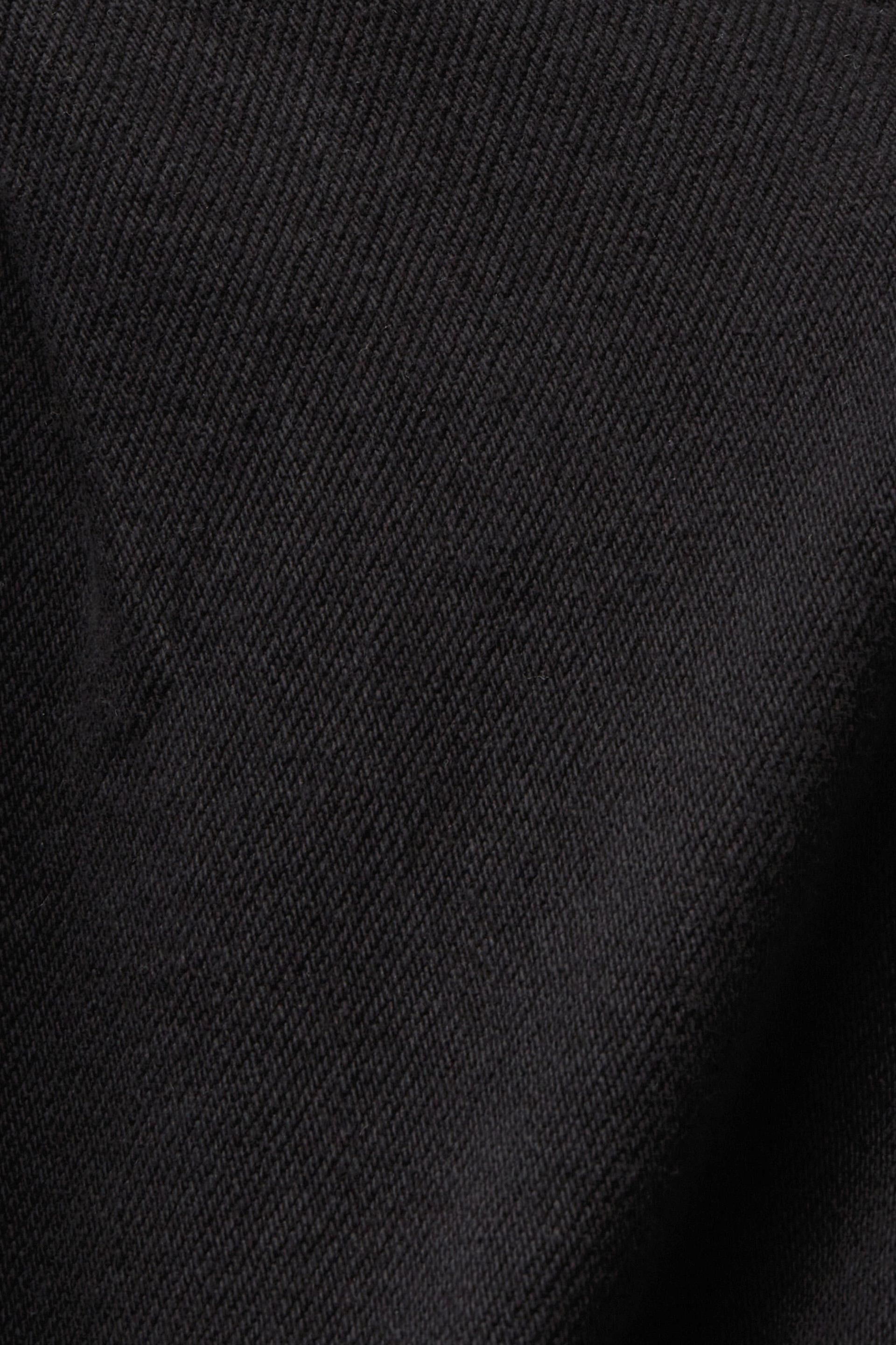Short taille haute à teneur en lin