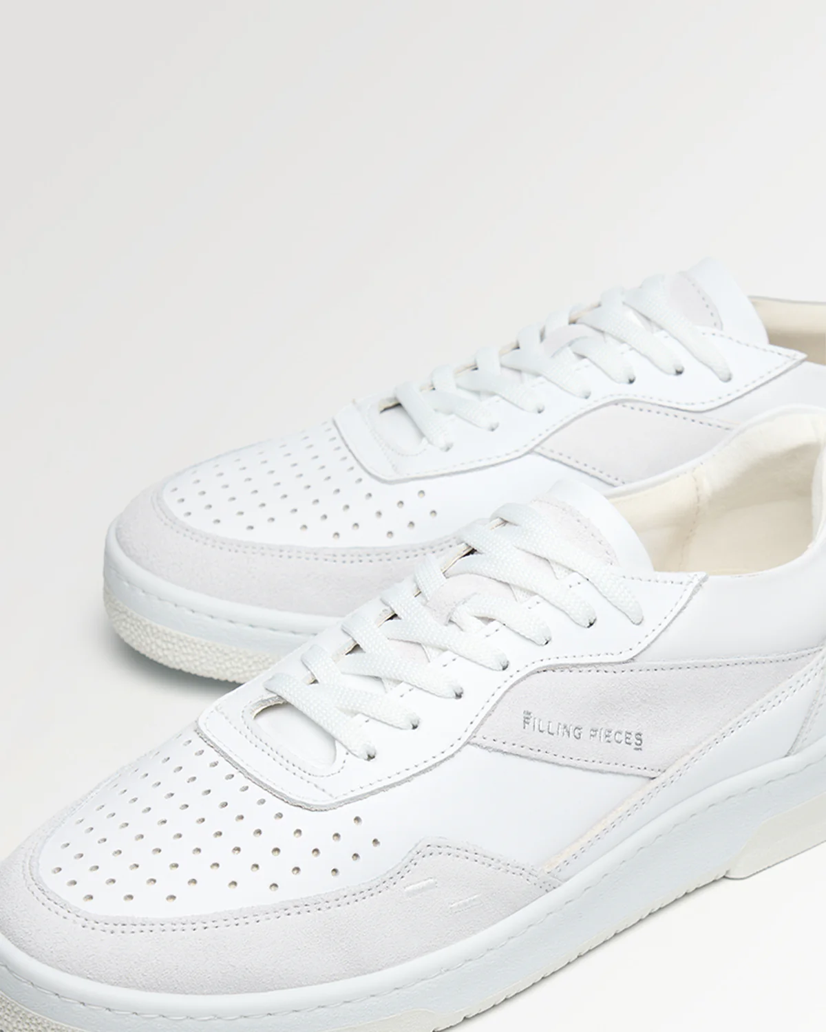 Ace Nappa Mix White