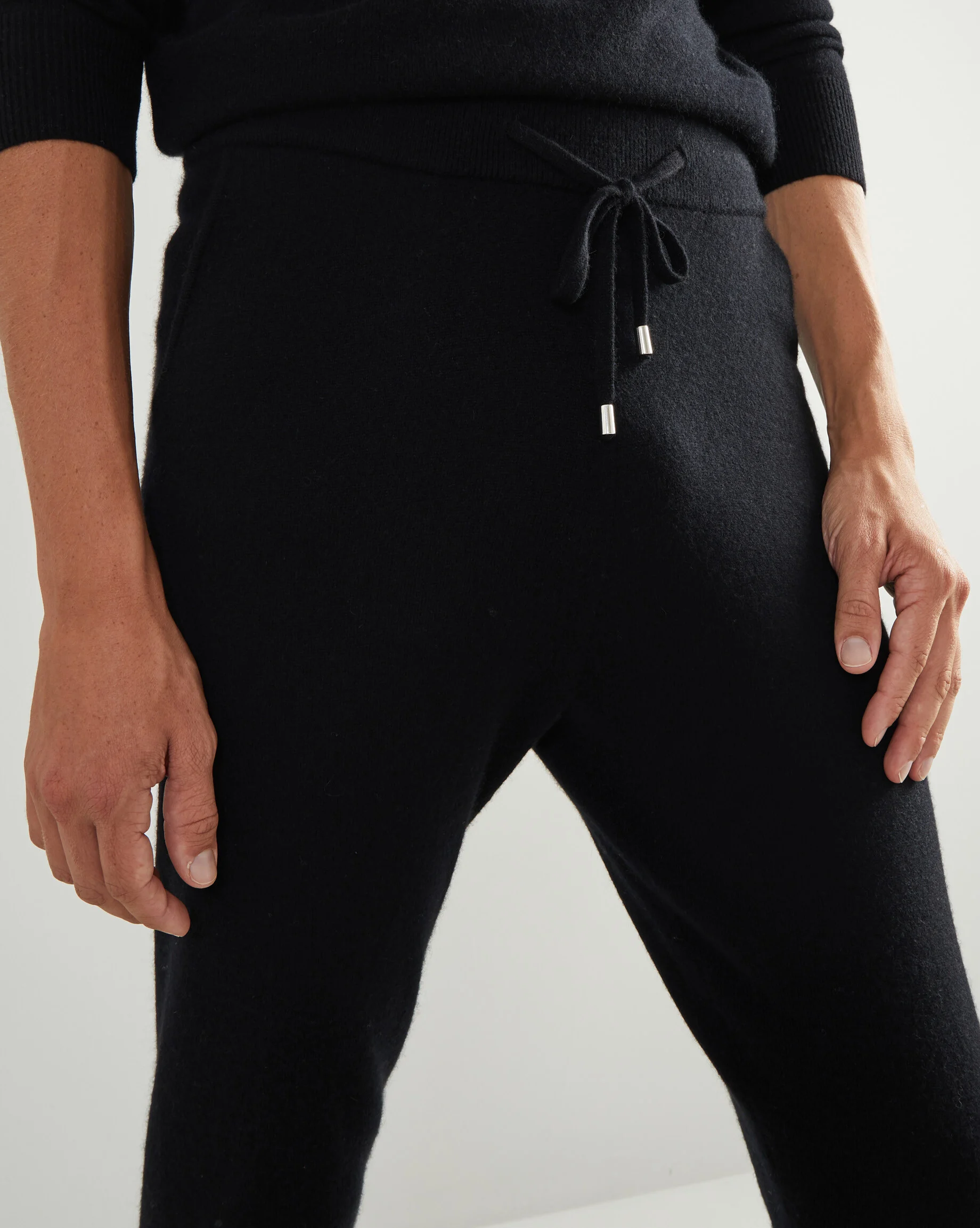 Pantalon jogging homme en cachemire 2 fils | Noir