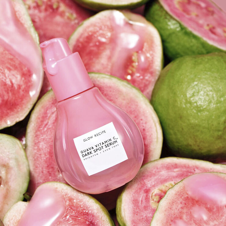 Glow Recipe GUAVA   VITAMIN C DARK SPOT SERUM