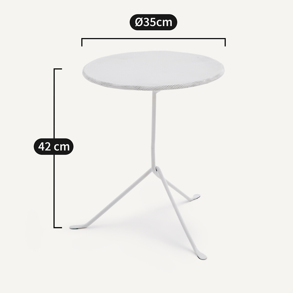OTTO STUDIO PARA AM.PM<br>Mesa lateral em ferro perfurado, A42 cm, Joy