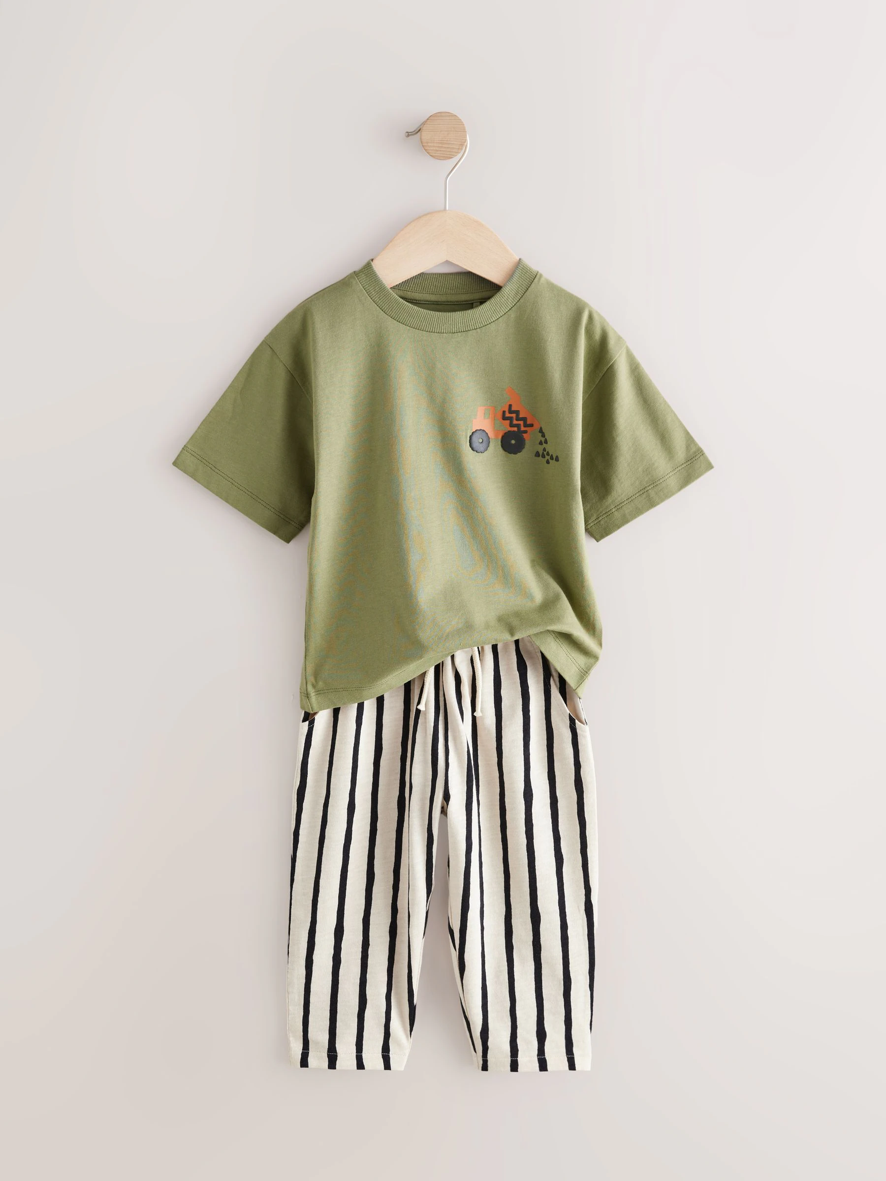 Kaki/groen - Set van 3 T-shirts met korte mouwen en joggingbroeken (3mnd -7jr)