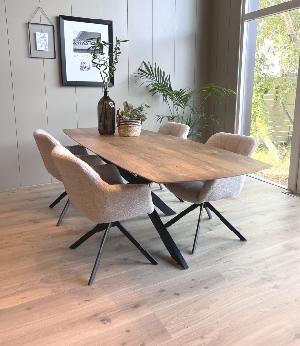 Old Inn Wonen eettafel Deens met spinpoot ovaal mangohout Old Inn wonen eetkamertafel Mango Deens ovaal  met Spinpoot - 200x100cm